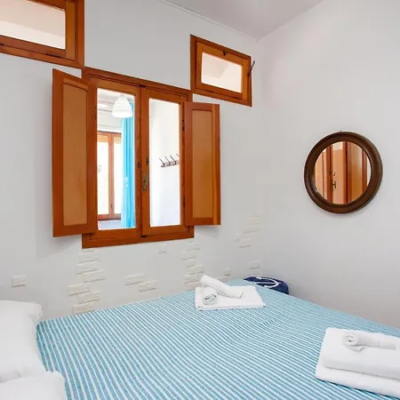 Appartement Beautiful House 350m From The *