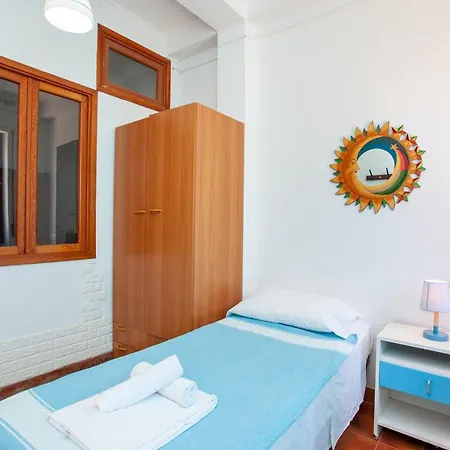 Beautiful House 350m From The